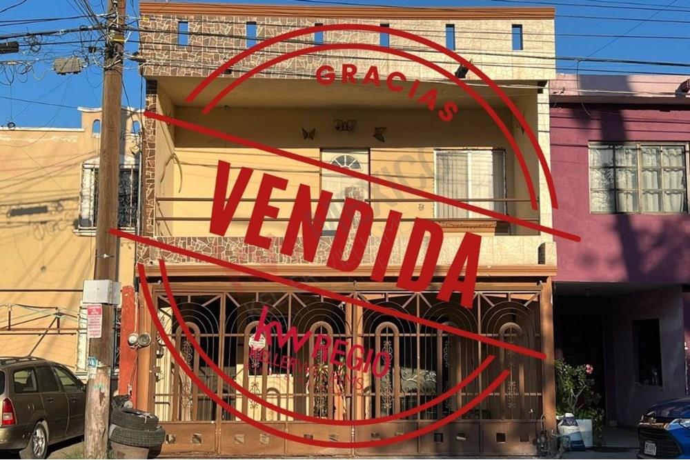 CASA EN VENTA EN ESCOBEDO NUEVO LEÓN, COLONIA QUINTO CENTENARIO