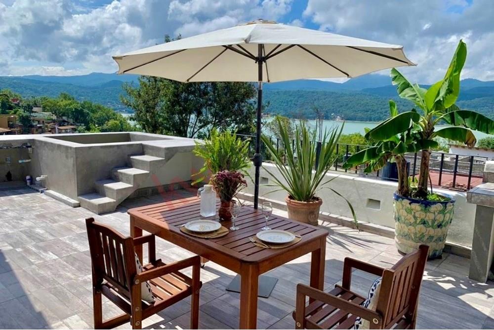 Casa en Renta en Valle de Bravo, centro, Estado de México