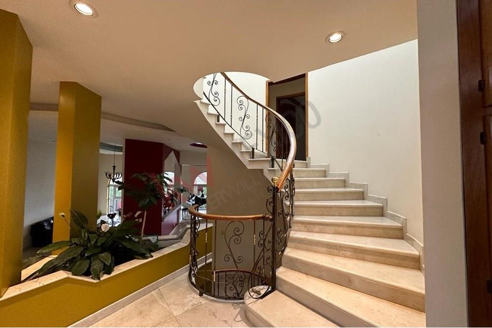 Casa en Venta en Colinas del Bosque, Tlalpan, al Sur de CDMX