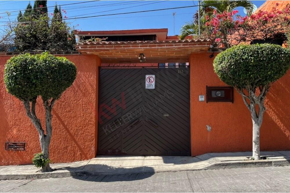 Casa en venta en Santa María Ahuacatitlán