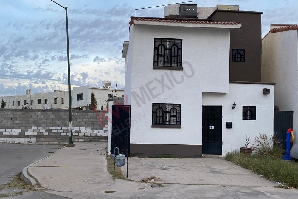 RENTA DE CASA EN CD JUAREZ, FRECCIONAMIENTO PRIVADO ACCESO CONTROLADO, QUINTAS DEL REAL SECTOR JUPITER, GOMEZ MORIN Y PARRAL