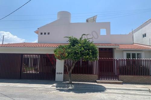 Venta casa en Valle Real