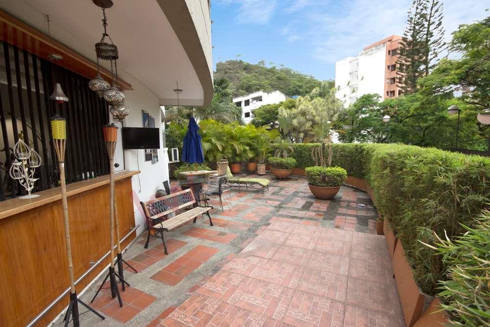 Apartment for Rent with furniture included in one of the most exclusive