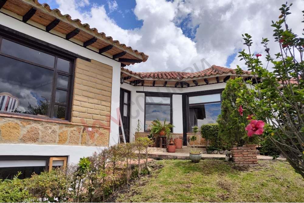 VENTA DOS CASAS CAMPESTRES VILLA DE LEYVA, LOTE DE 3760 M2, 310 m2  CONSTRUIDOS, VISTA ABIERTA