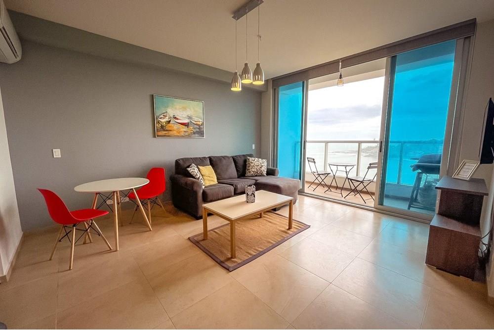 Se vende apartamento en Royal Palm, Nueva
