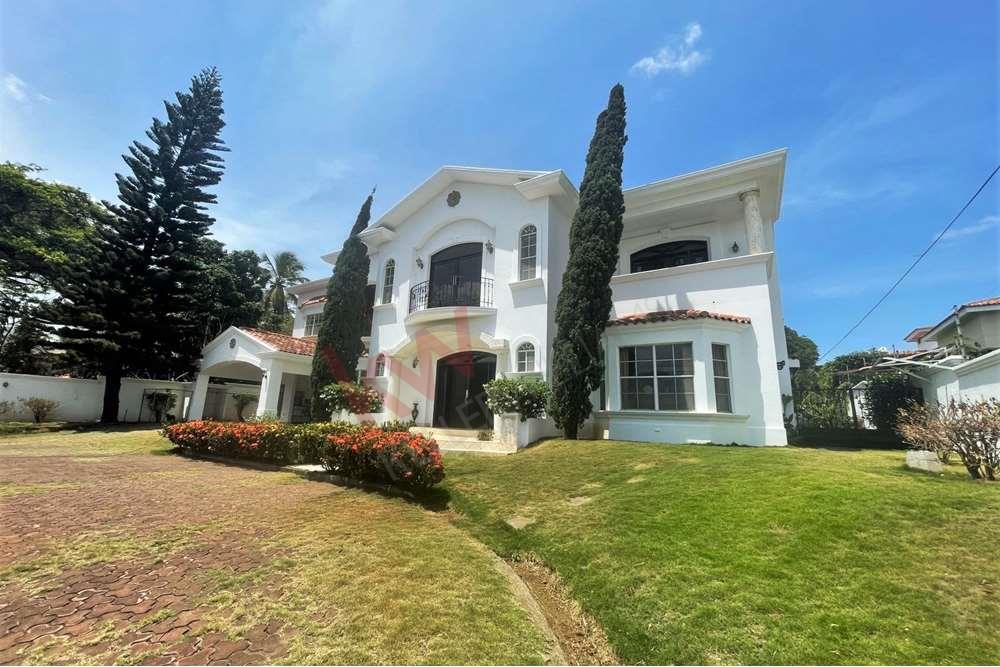 Ganga! Espectacular Casa en Venta en Estancia de Santo Domingo