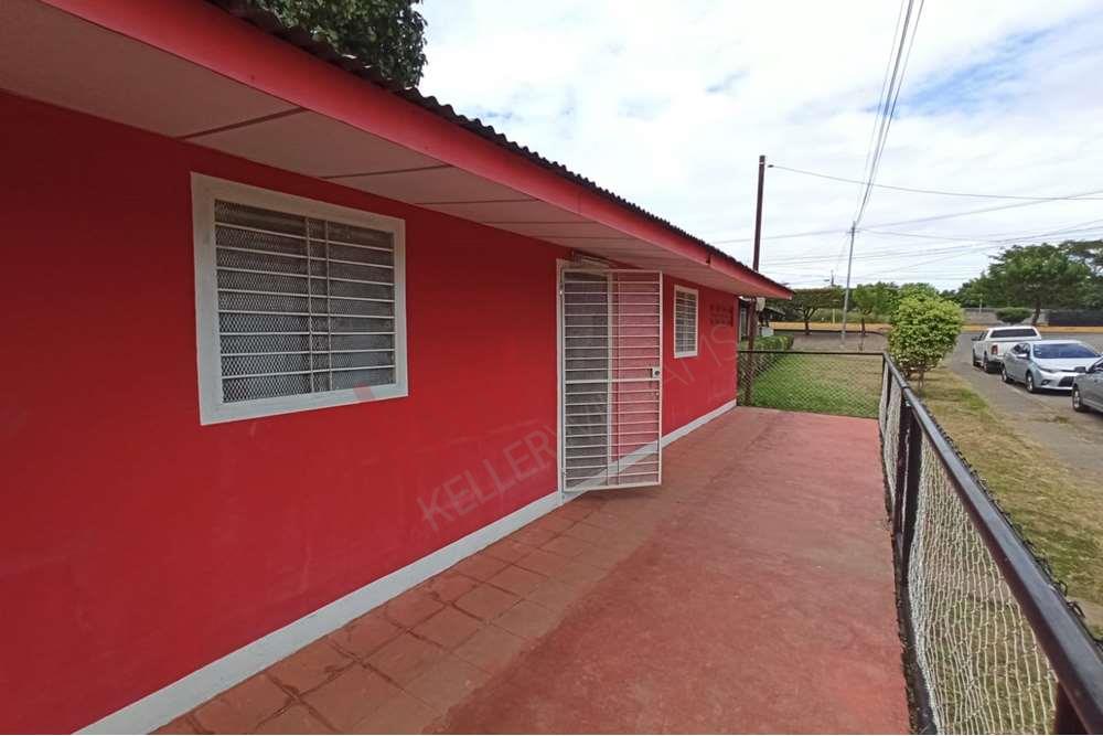 VENTA DE CASA EN GRANADA