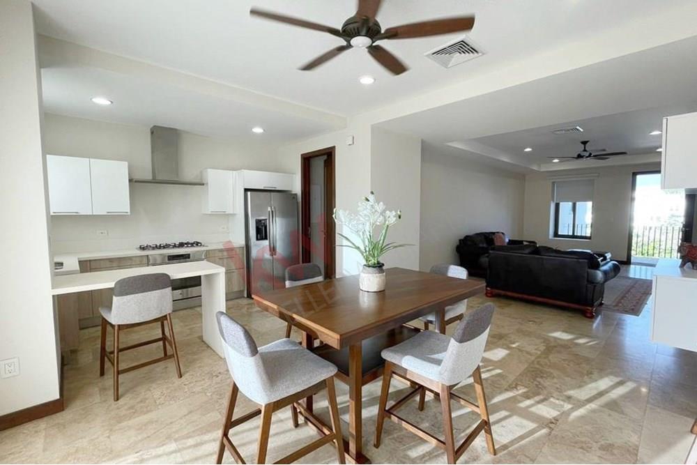 Venta de Apartamento Exclusivo con Muebles, en Condominio Viejo Santo Domingo, Managua