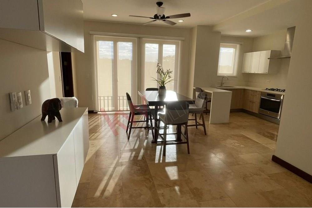 Venta de Apartamento Exclusivo con Muebles, en Condominio Viejo Santo Domingo, Managua