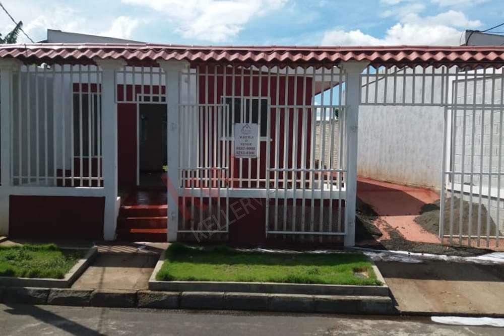 Se vende bonita casa, Residencial San Andres, Ciudad Sandino, Managua. US$  32,000 Dólares Negociables