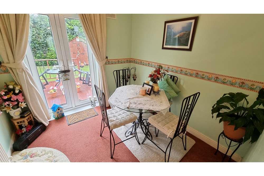 17 Verschoyle Crescent