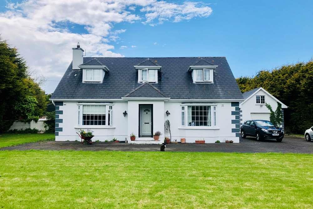Beautiful country home in Ballyhote, Kilrane , Rosslare Harbour for sale.