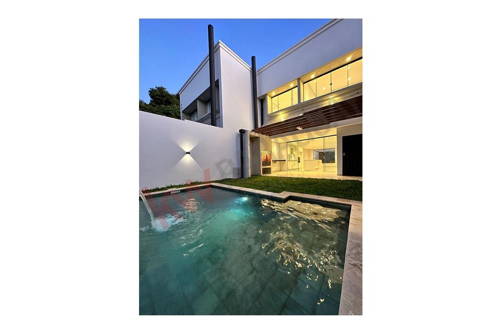 DUPLEX EN VENTA!! ZONA LOMA PYTA