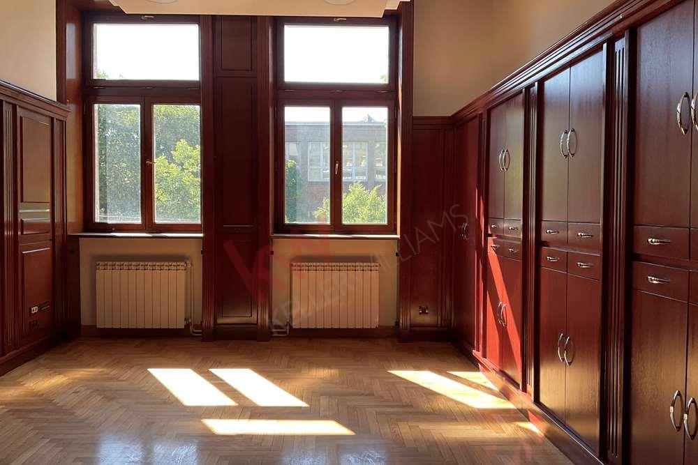 Poslovni prostor Za izdavanje, Francuska, Strogi centar, Stari Grad, Beograd 3.089 €