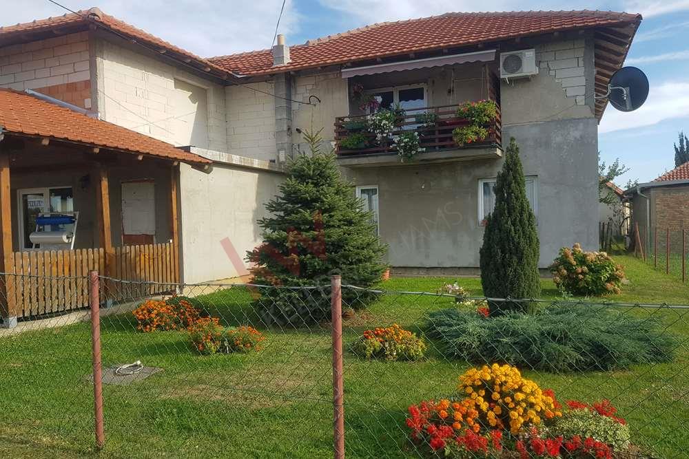 Kuća Za prodaju, Lipovički put, Lipovica, Barajevo, Beograd 165.000 €