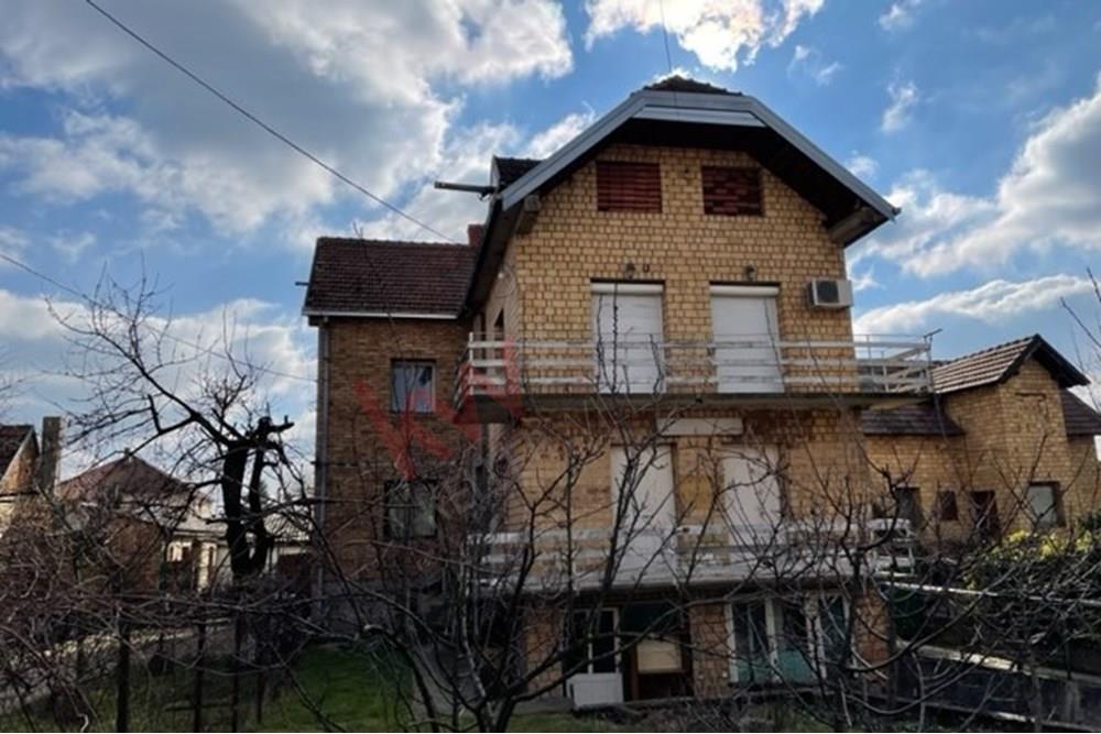 Kuća Za izdavanje, Bratstva i Jedinstva, Surčin, Beograd 1.200 €