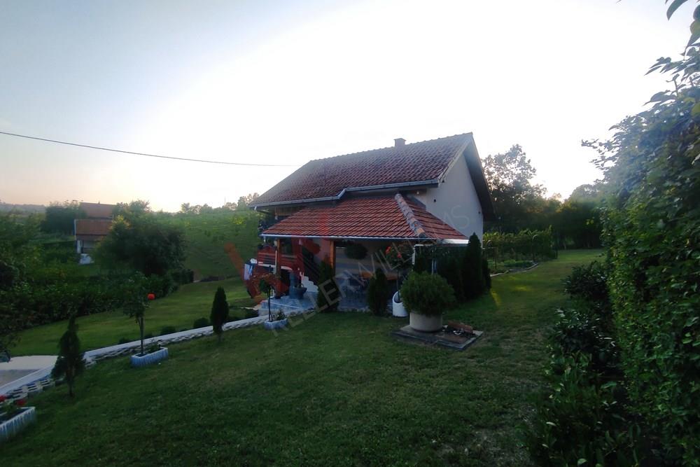Detached House For Sale, Staroškolska, Mladenovac, Beograd, Serbia, 120.000 €