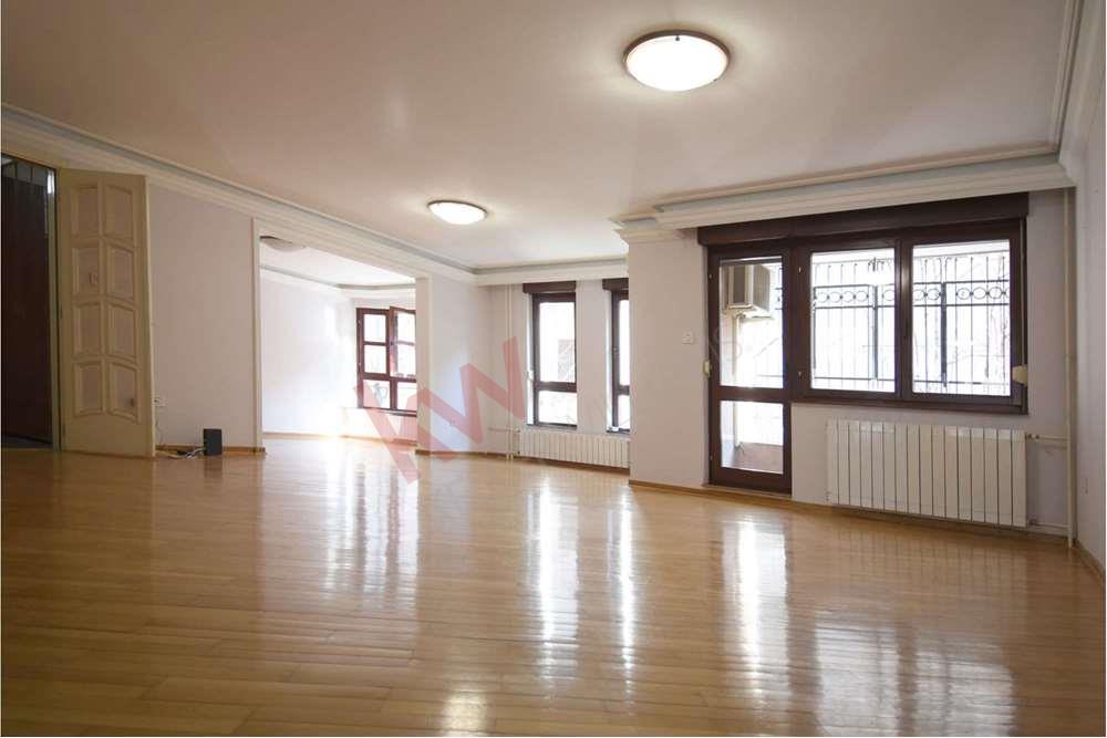 Apartment   For Sale, Patrijarha Gavrila, Vračar, Beograd, Serbia, 550.000 €