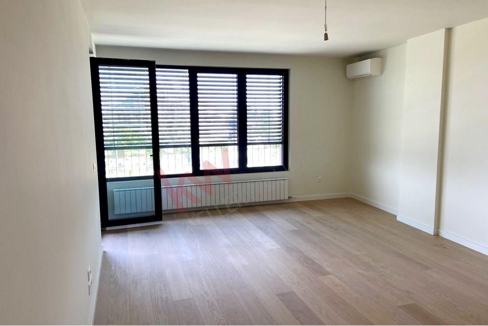 Stan Za izdavanje, Dunavska, Donji Dorćol, Stari Grad, Beograd 1.700 €