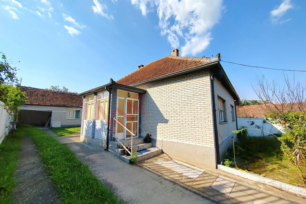 Detached House For Sale, Maršala Tita, Bela Crkva, Bela Crkva, Serbia, 44.800 €