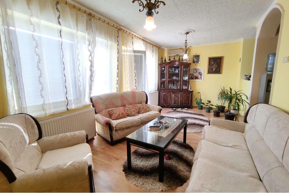 Detached House For Sale, Primorska, Pančevo, Pančevo, Serbia, 159.900 €