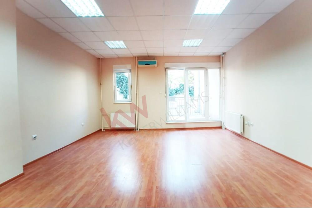 Apartment   For Sale, Koste Abraševića, Zvezdara, Beograd, Serbia, 175.000 €