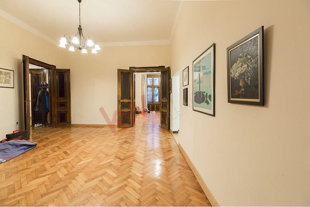 Apartment   For Sale, Topličin venac, Stari Grad, Beograd, Serbia, 500.000 €