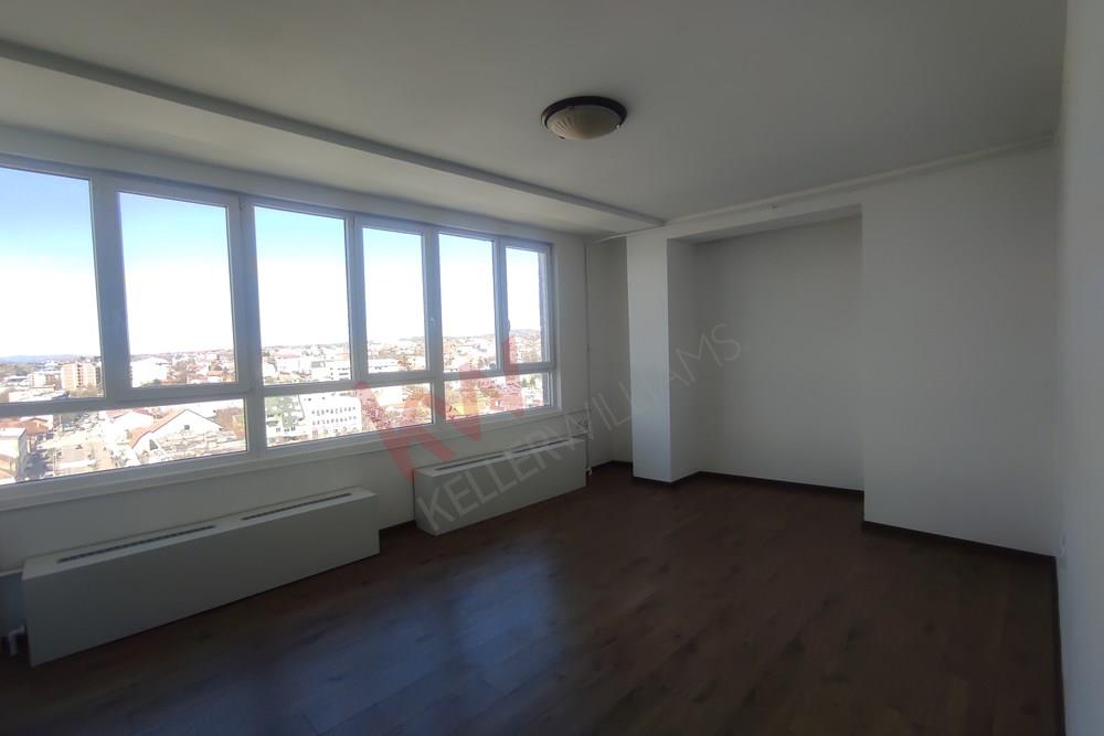 Apartment   For Sale, Kralja Petra Prvog, Mladenovac, Beograd, Serbia, 50.000 €