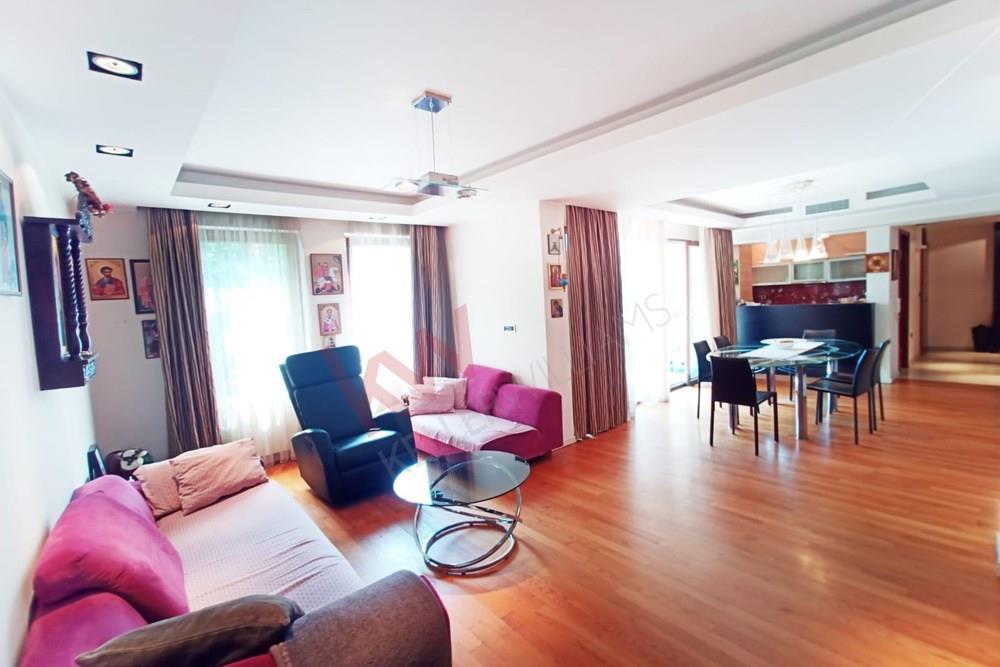 Apartment   For Sale, Maksima Gorkog, Vračar, Beograd, Serbia, 498.000 €