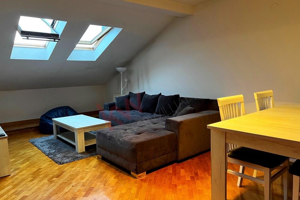 Stan Za izdavanje, Maksima Gorkog, Južni bulevar, Vračar, Beograd 650 €