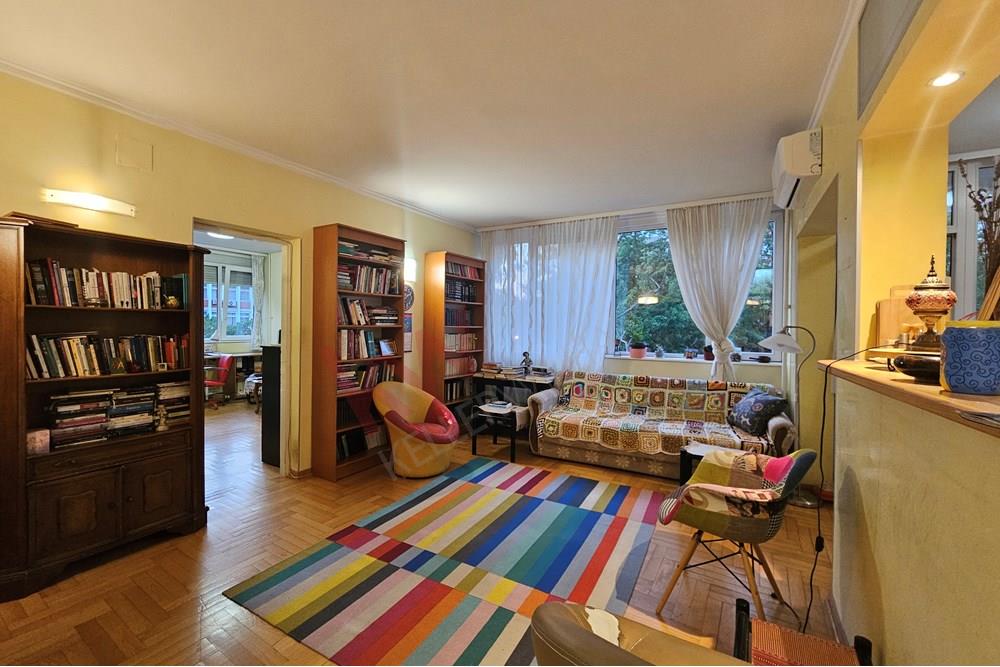 Apartment   For Sale, Palmira Toljatija, Novi Beograd, Beograd, Serbia, 218.000 €