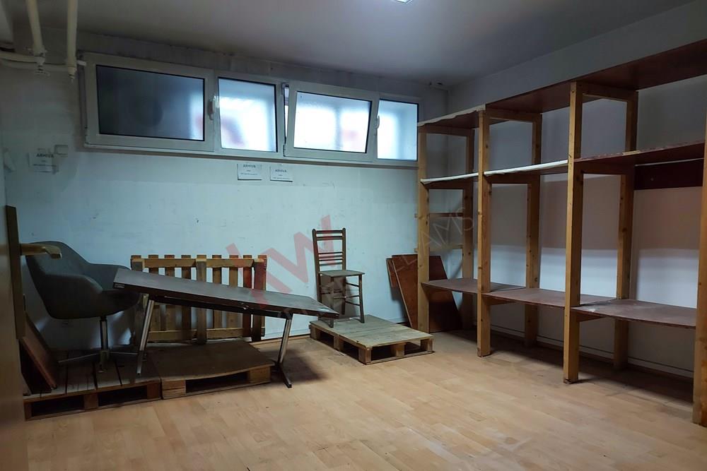 Warehouse For Rent/Lease, Omladinskih brigada, Novi Beograd, Beograd, Serbia, 1.000 €