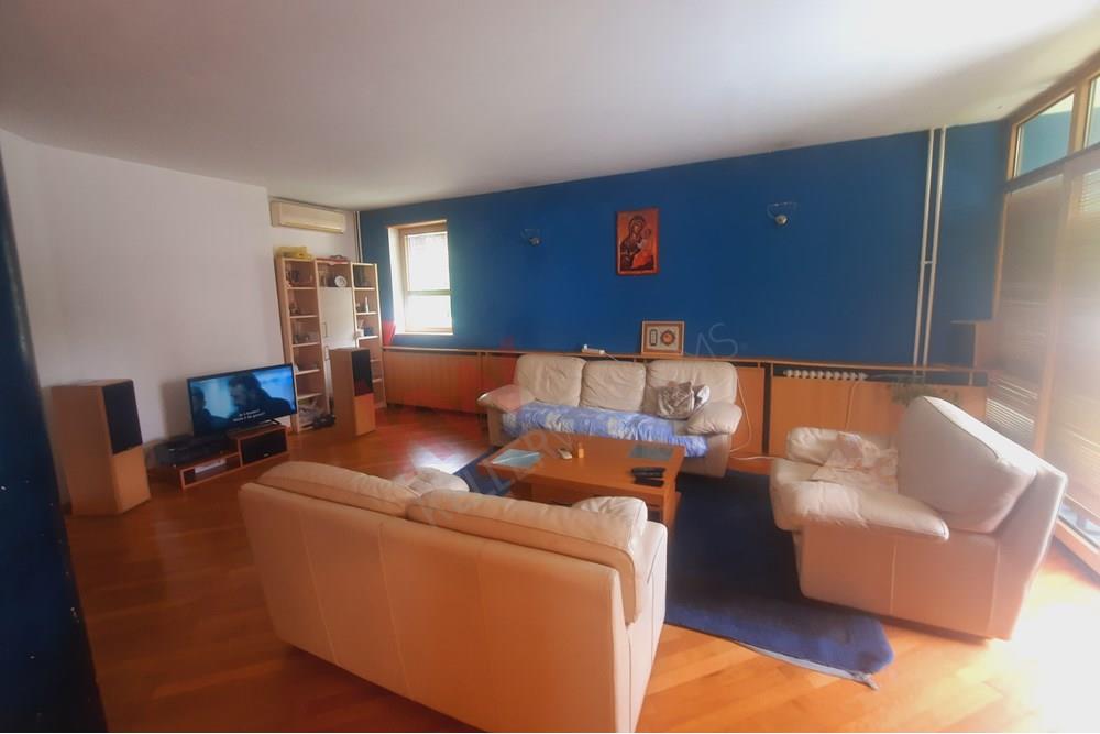 Apartment   For Sale, Petra Martinovića, Čukarica, Beograd, Serbia, 350.000 €