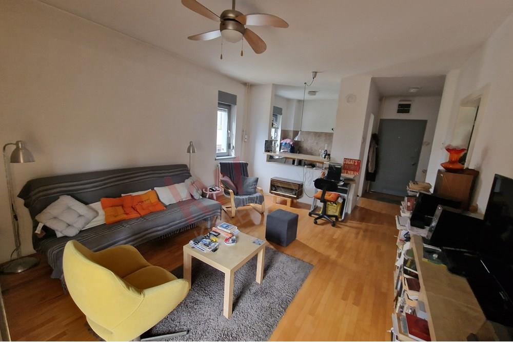 Apartment   For Sale, Jurija Gagarina, Novi Beograd, Beograd, Serbia, 135.000 €