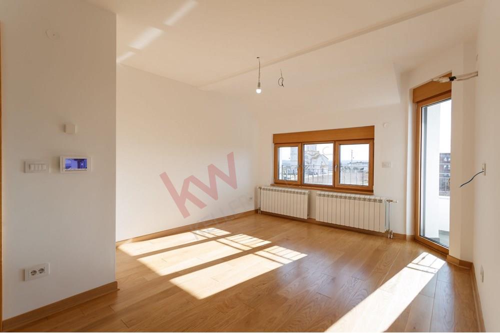 Apartment   For Sale, Višegradska, Surčin, Beograd, Serbia, 99.600 €