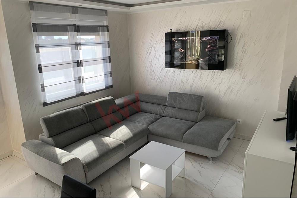 Stan Za prodaju, Slavonska, Gornji grad, Gornji grad, Zemun, Beograd 350.000 €