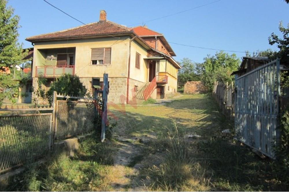 Kuća Za prodaju, Bulevar JNA, Jajinci, Voždovac, Beograd 150.000 €