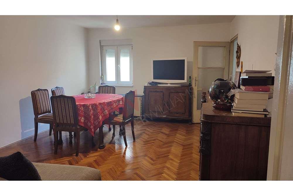 Stan Za prodaju, Novopazarska, Kalenić pijaca, Vračar, Beograd 222.500 €