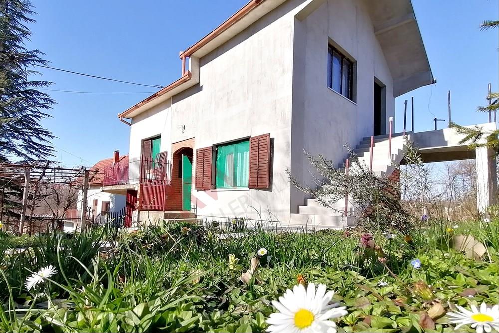 Detached House For Sale, Kraljevića Marka, Barajevo, Beograd, Serbia, 64.000 €