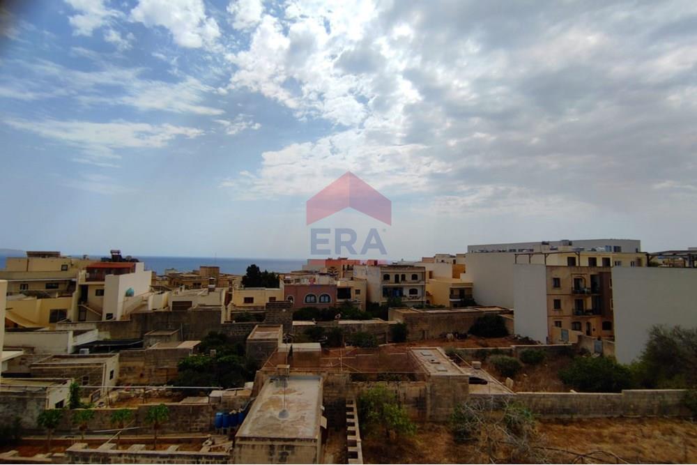 SemiFinished, Three Bedroom Penthouse Enjoying An Entertaining Terrace