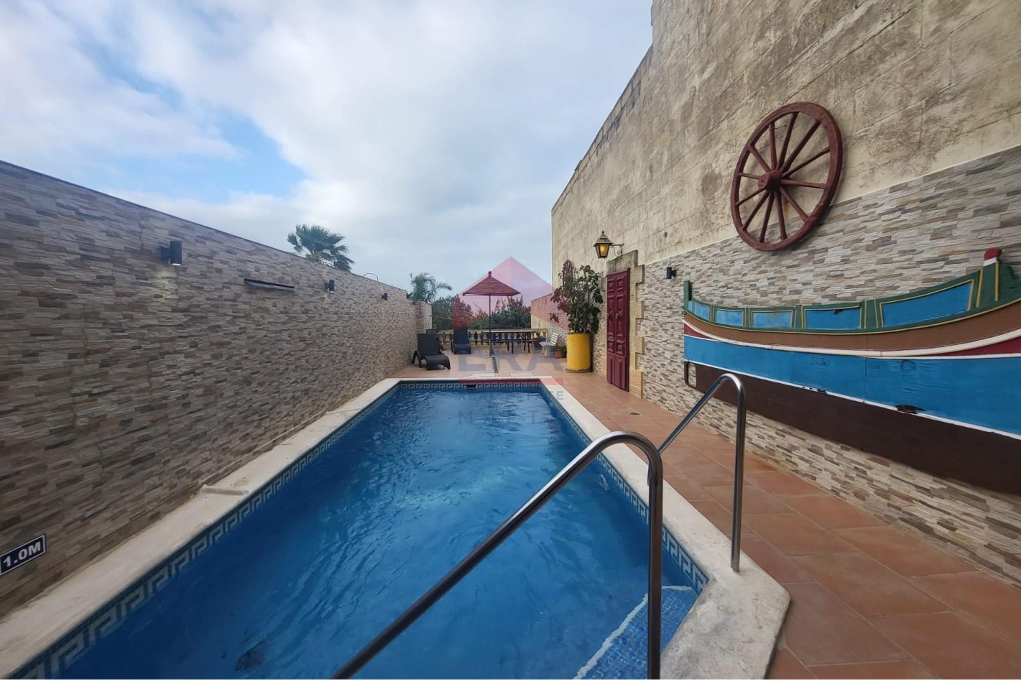farmhouse in Nadur