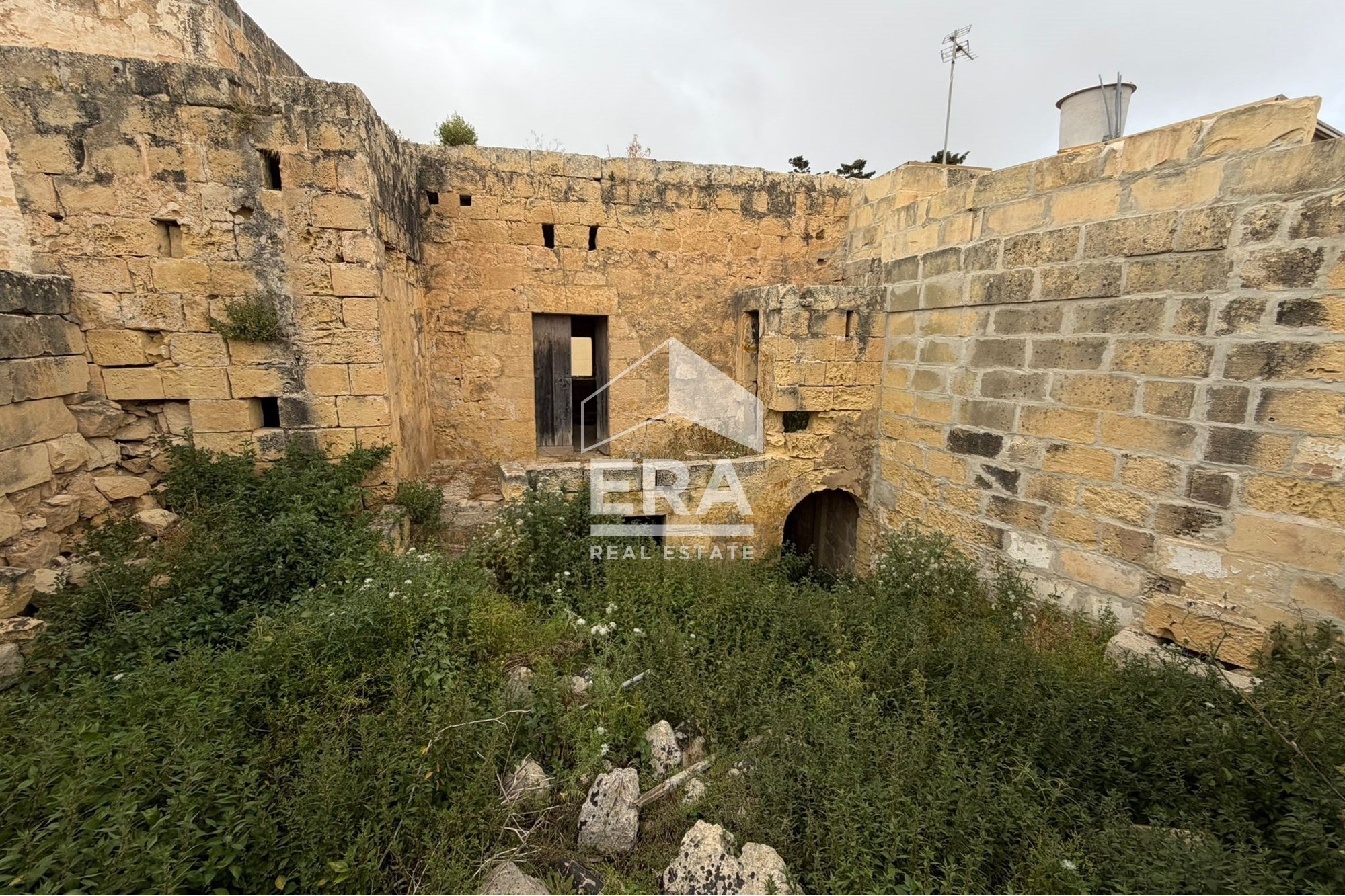 Propiedad en Kerċem
