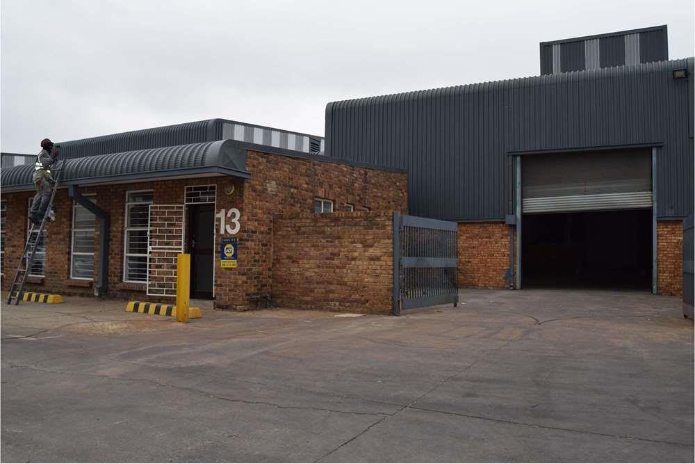 602m² and Offices to Let in Jet Park