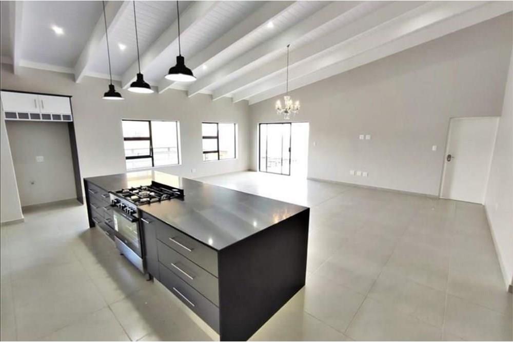 Single Story Newly Build 3 Bed House in Blue Ridge Estate