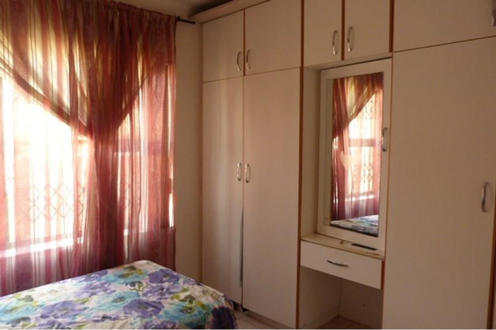 Family Home in Wood View PHOENIX