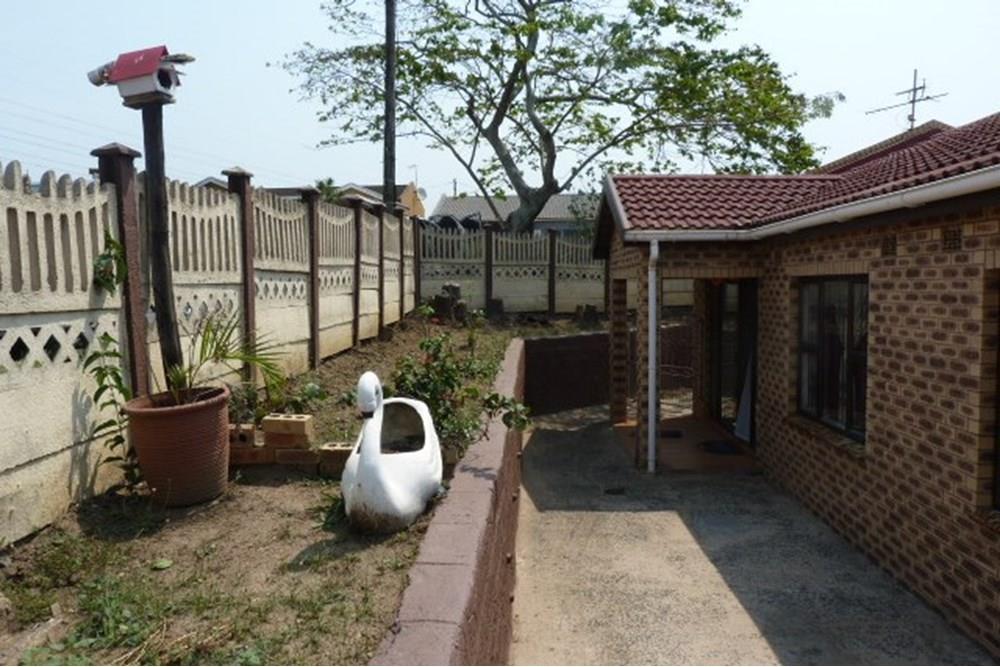 Family Home in Wood View PHOENIX