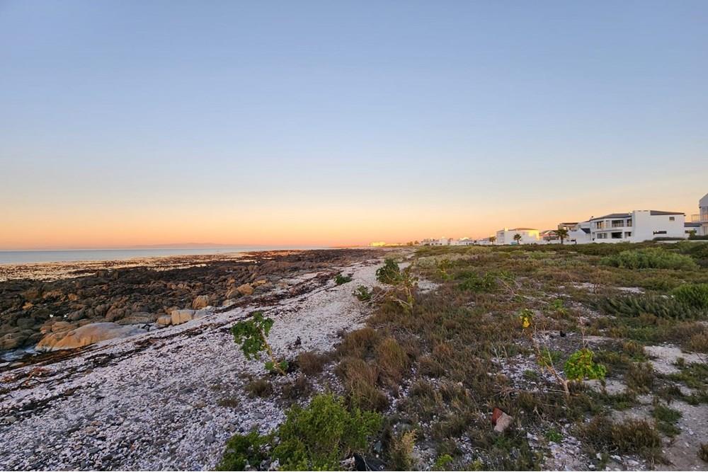 Stunning Vacant Stand with sea views, Sandy Point Beach Estate, St