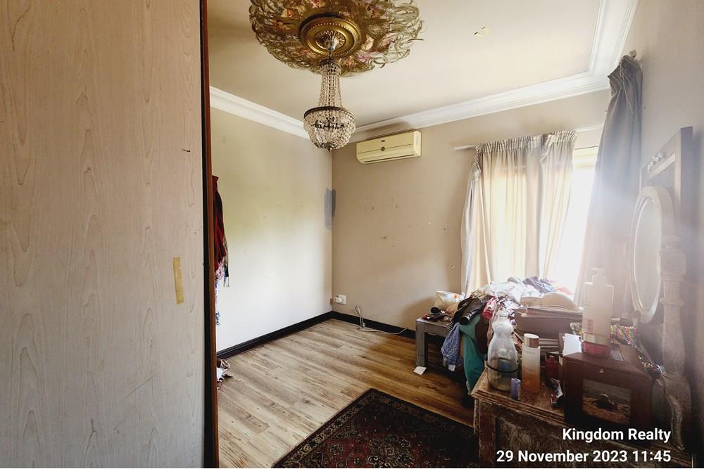 5 Bedroom House for Sale in Willow Acres Estate Pretoria Quick Sell