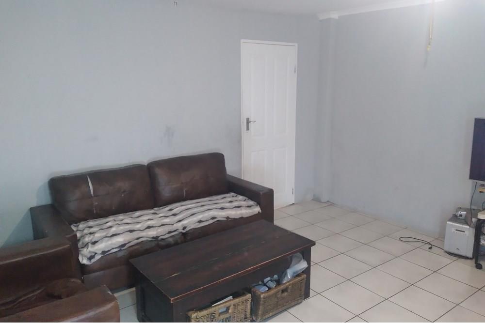 4 Bedroom House for Sale in Summer Greens for R1350 000