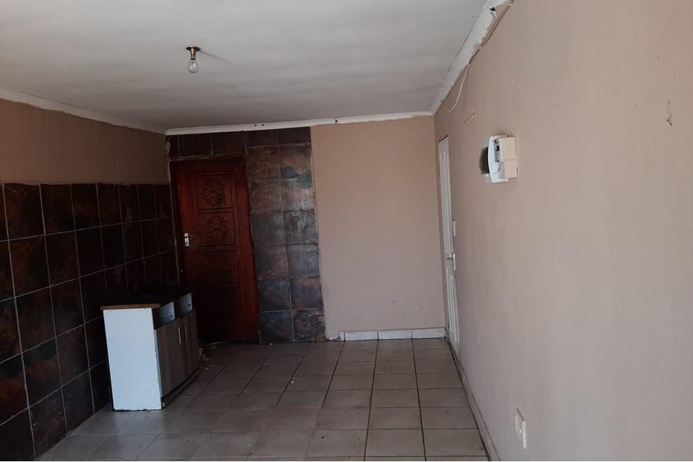 4 Bedroom House for Sale in Summer Greens for R1350 000